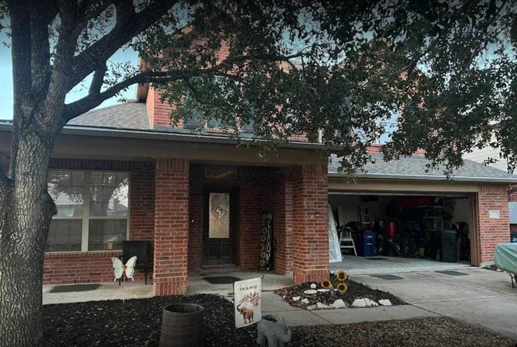 Foundation repair happy home in League City, TX