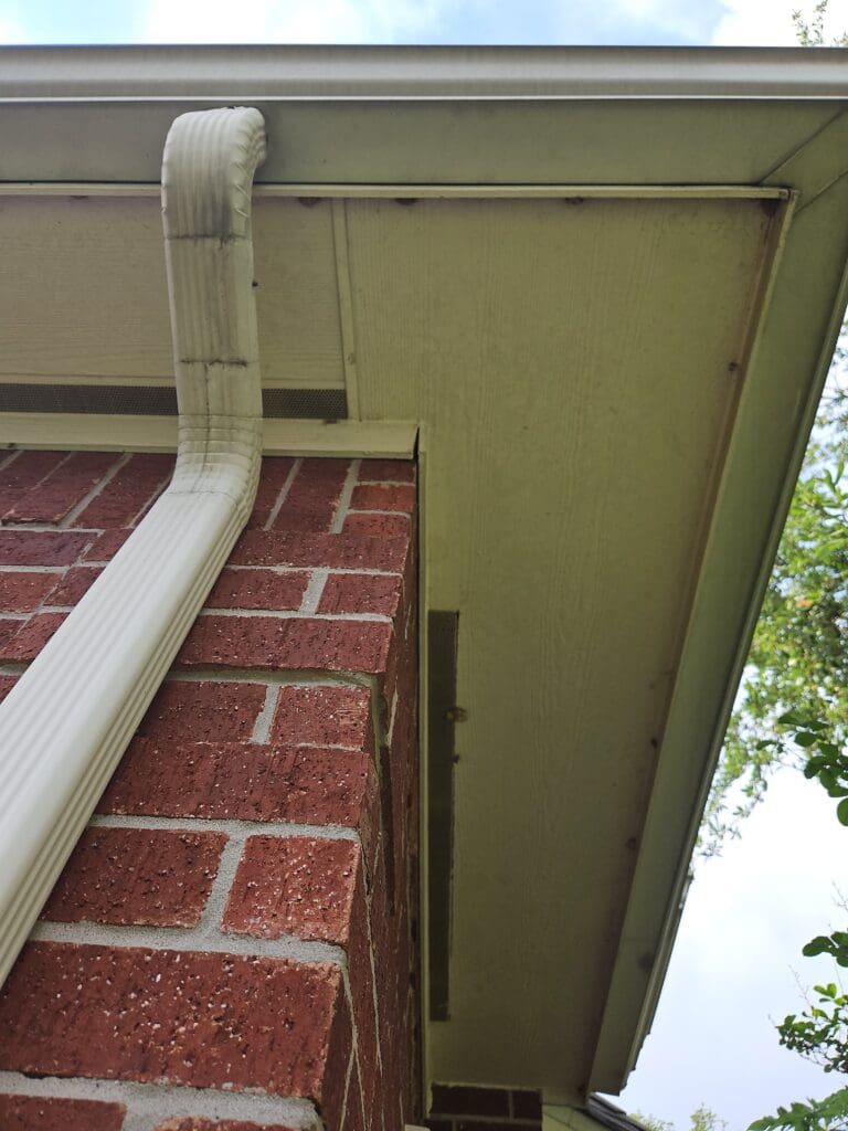 Foundation repair corner home repair in League City, TX